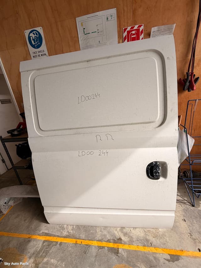 RIGHT_REAR_DOOR_SLIDING