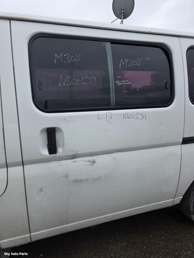 Left Rear Door/Sliding