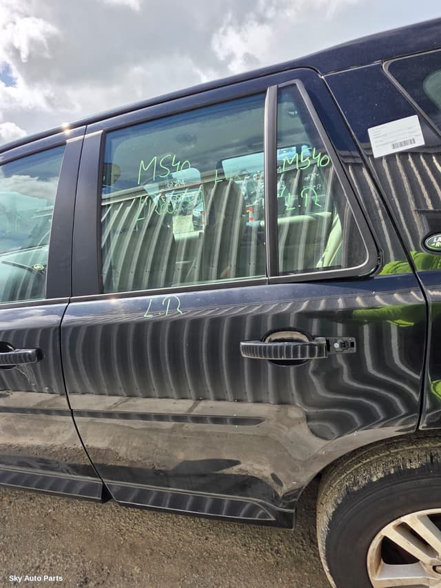 Left Rear Door/Sliding