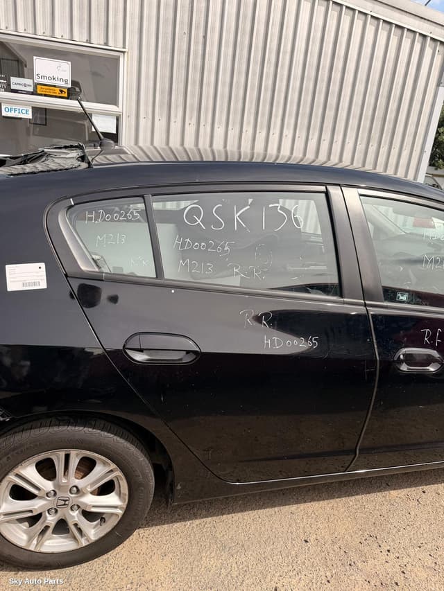 RIGHT_REAR_DOOR_SLIDING