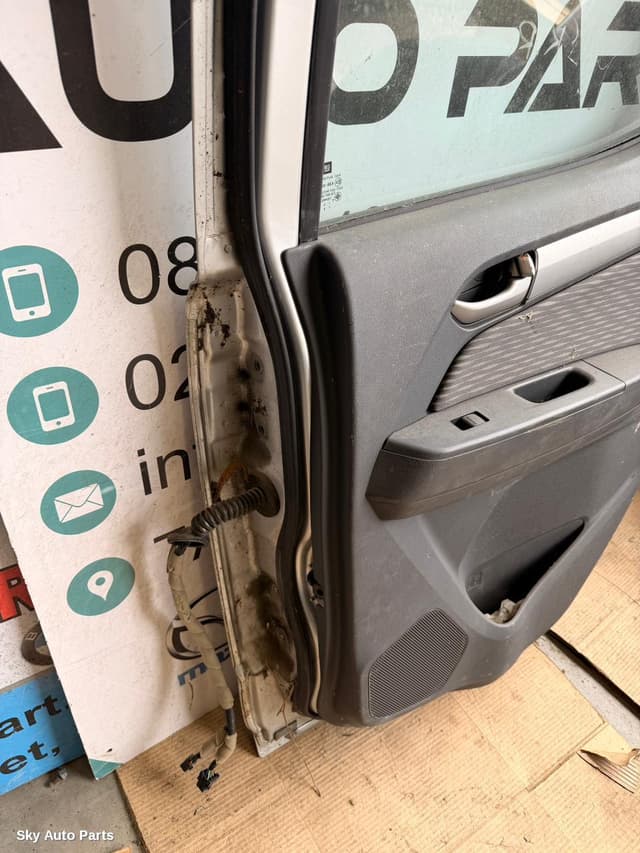 RIGHT_REAR_DOOR_SLIDING