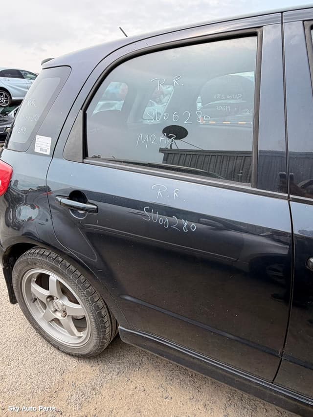 RIGHT_REAR_DOOR_SLIDING