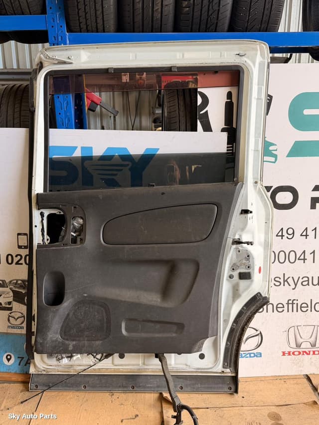 RIGHT_REAR_DOOR_SLIDING