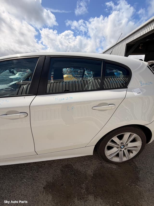 Left Rear Door/Sliding