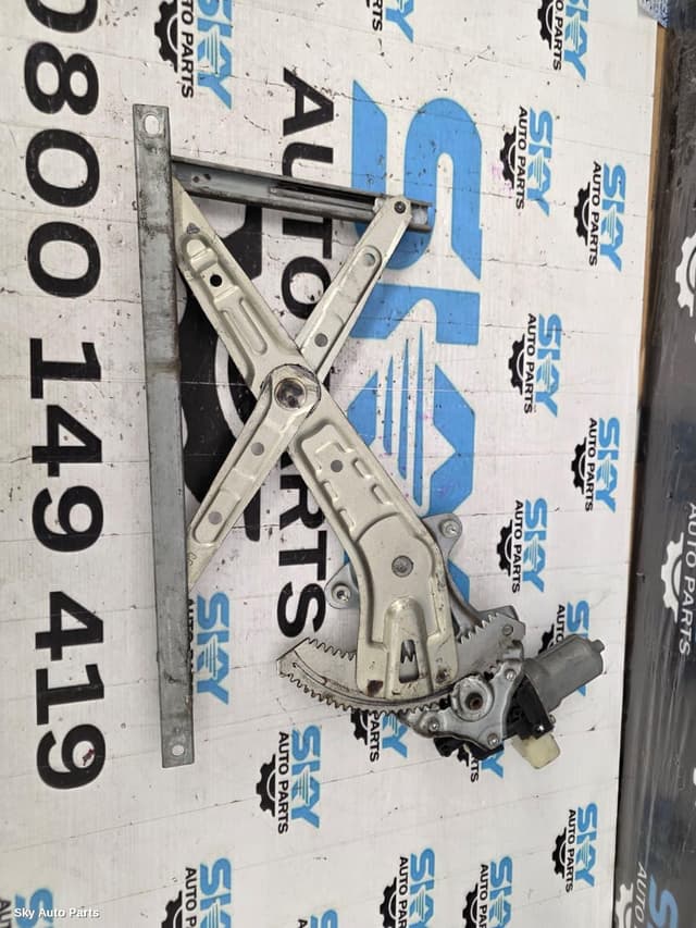Right Rear Wnd Reg/Motor