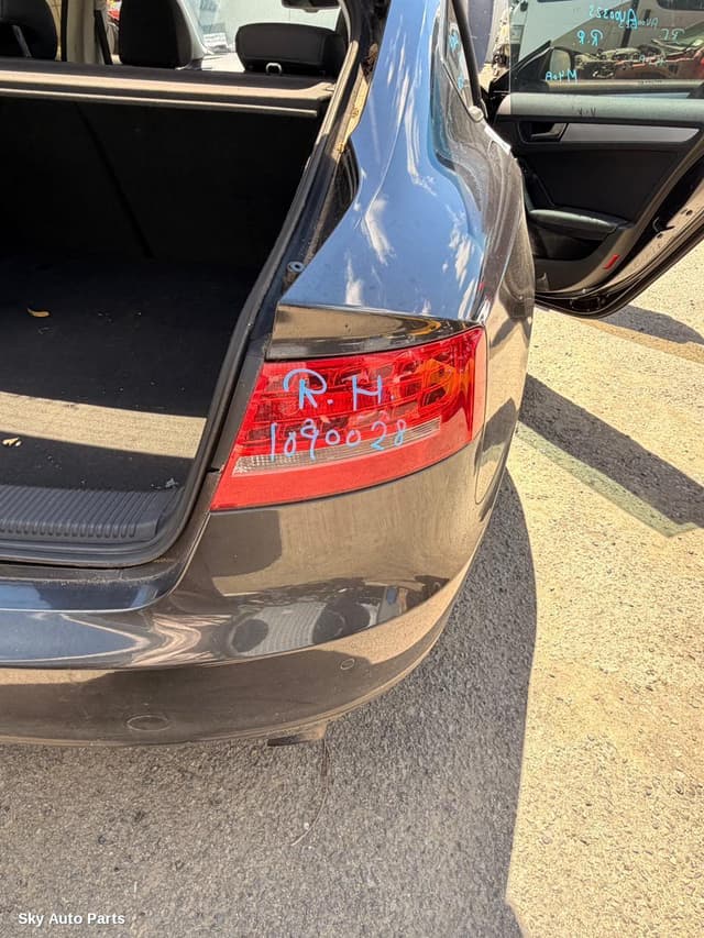 Right Taillight