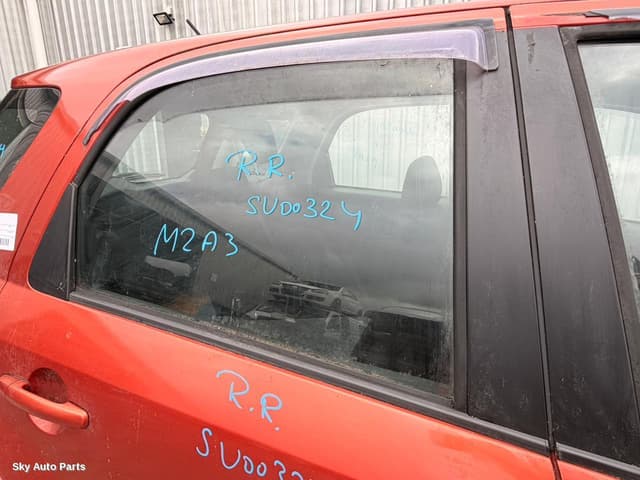 Right Rear Door Window