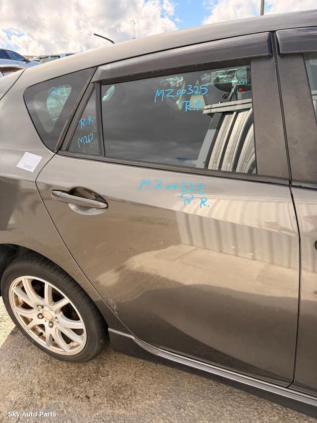 RIGHT_REAR_DOOR_SLIDING
