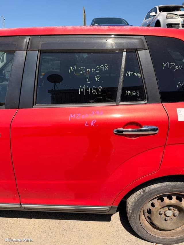 Left Rear Door/Sliding