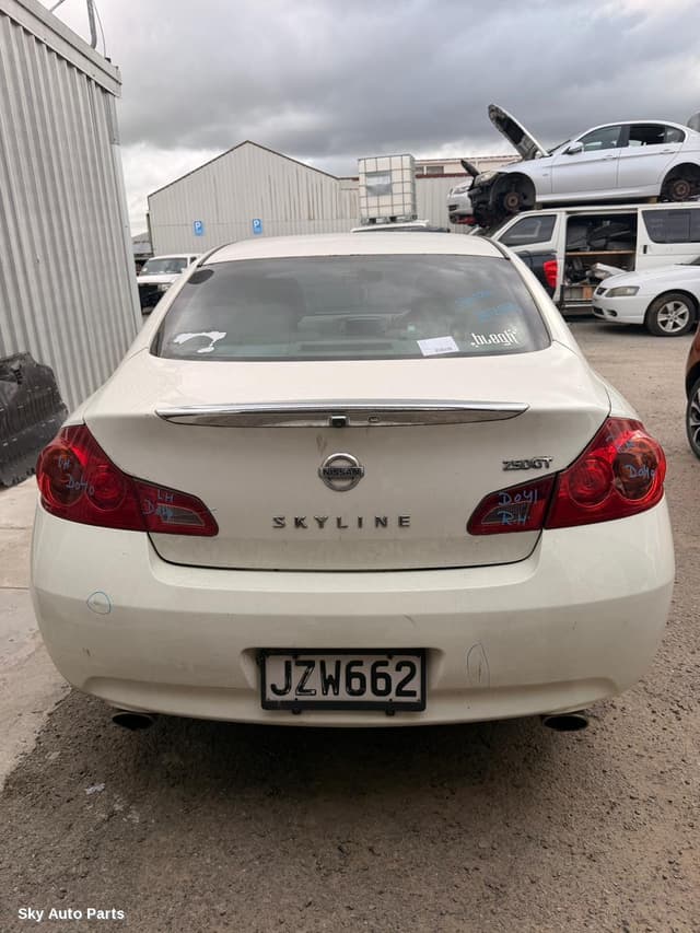 Rear Garnish