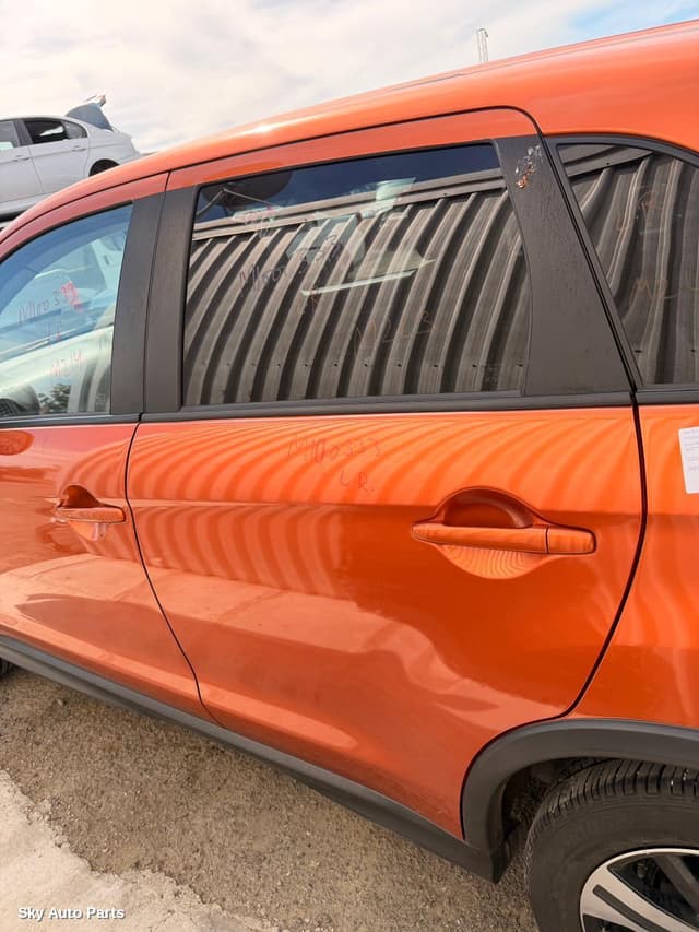 Left Rear Door/Sliding