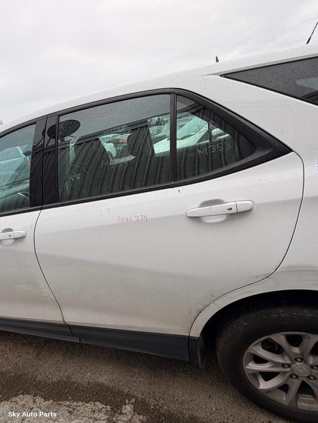 Left Rear Door/Sliding