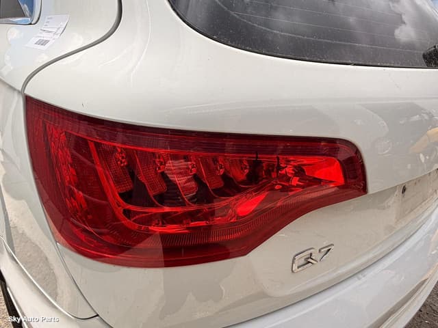 Left Taillight