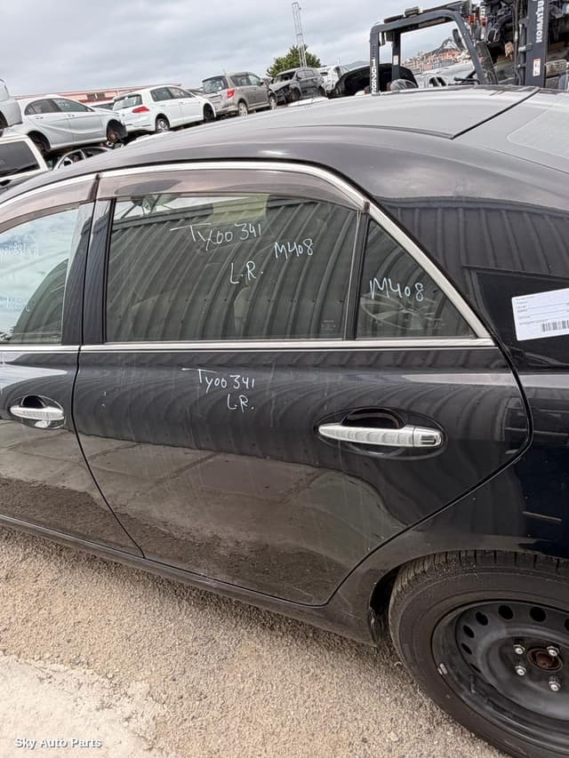 Left Rear Door/Sliding