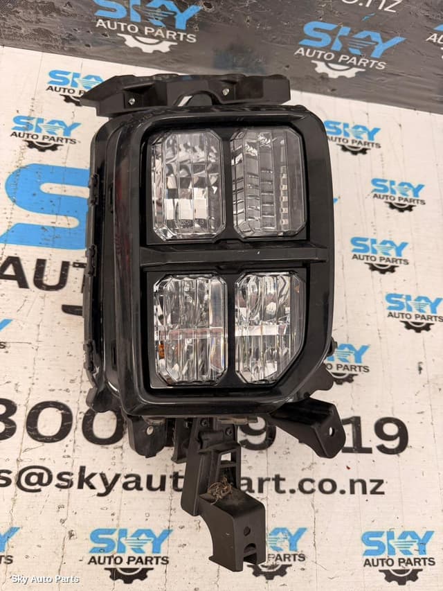 Right Indicator/Fog/Side