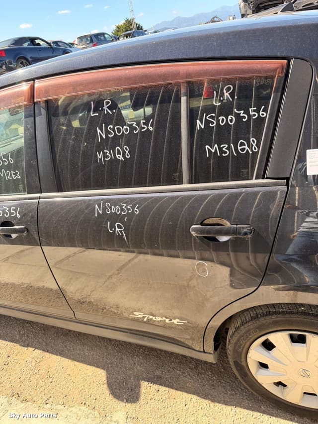 Left Rear Door/Sliding