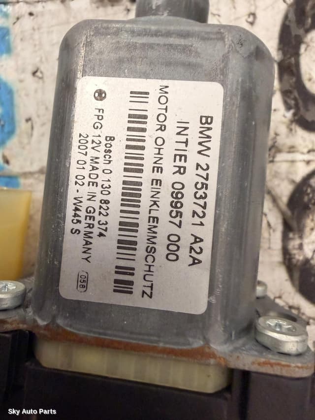 Right Front Window Reg/Motor