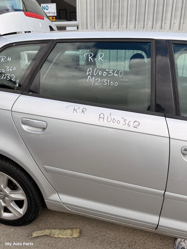 RIGHT_REAR_DOOR_SLIDING