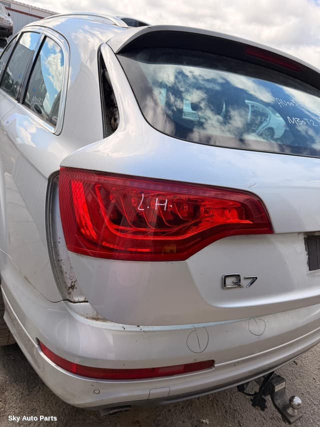 Left Taillight