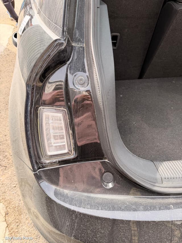 Left Taillight