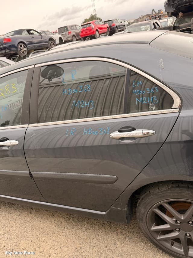 Left Rear Door/Sliding