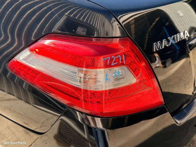 Left Taillight