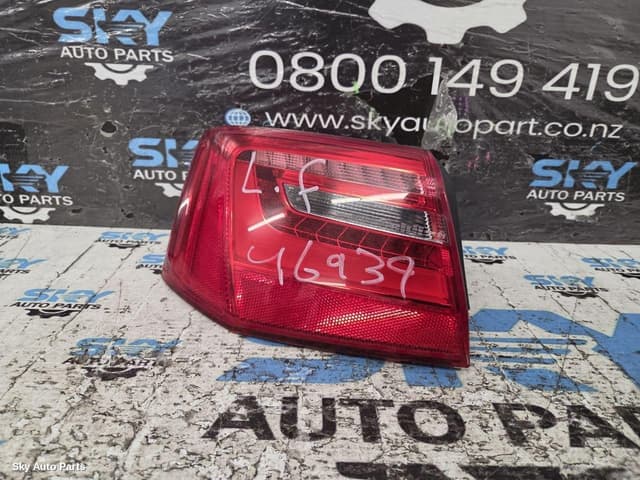 Left Taillight