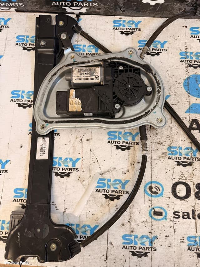 Right Front Window Reg/Motor