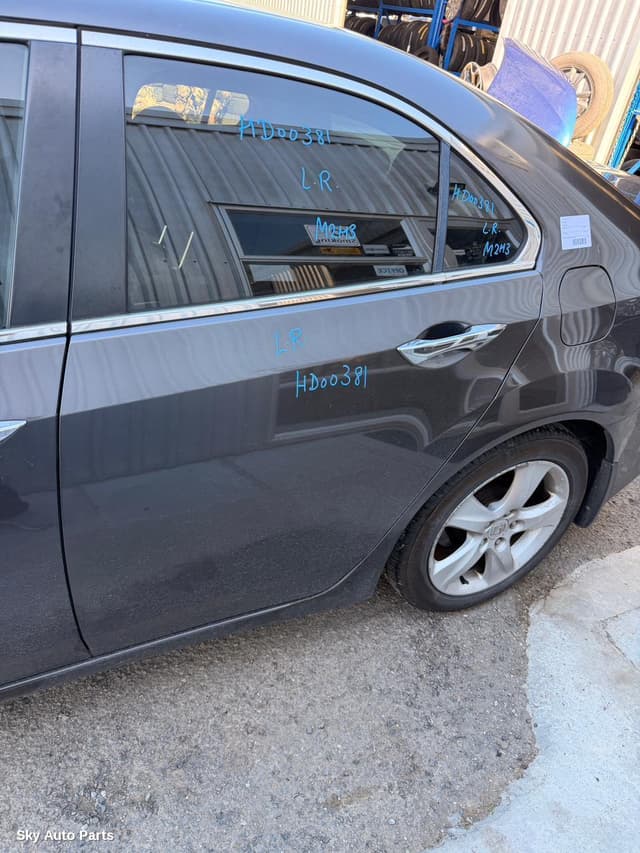 Left Rear Door/Sliding