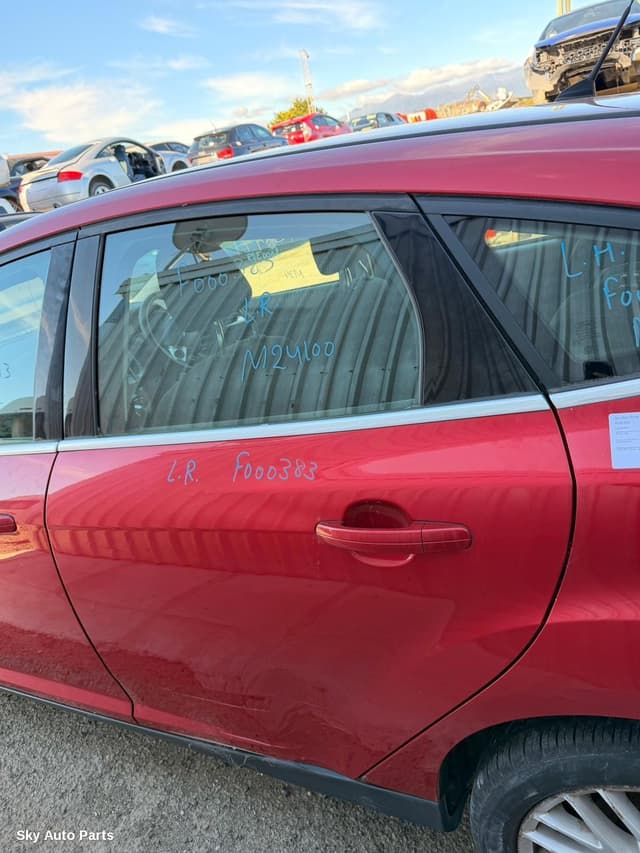 Left Rear Door/Sliding