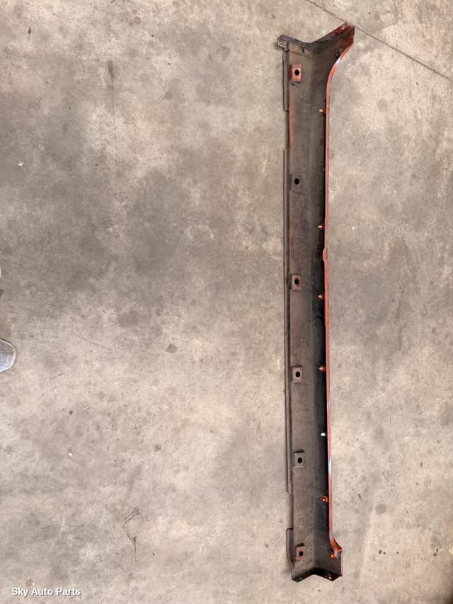 Side Step/Skirt
