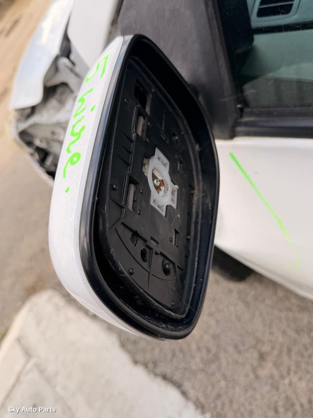 Left Door Mirror