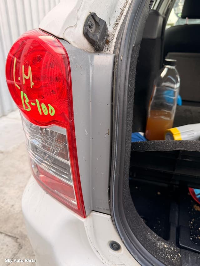 Left Taillight