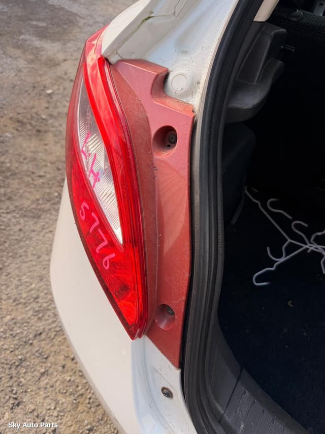Left Taillight