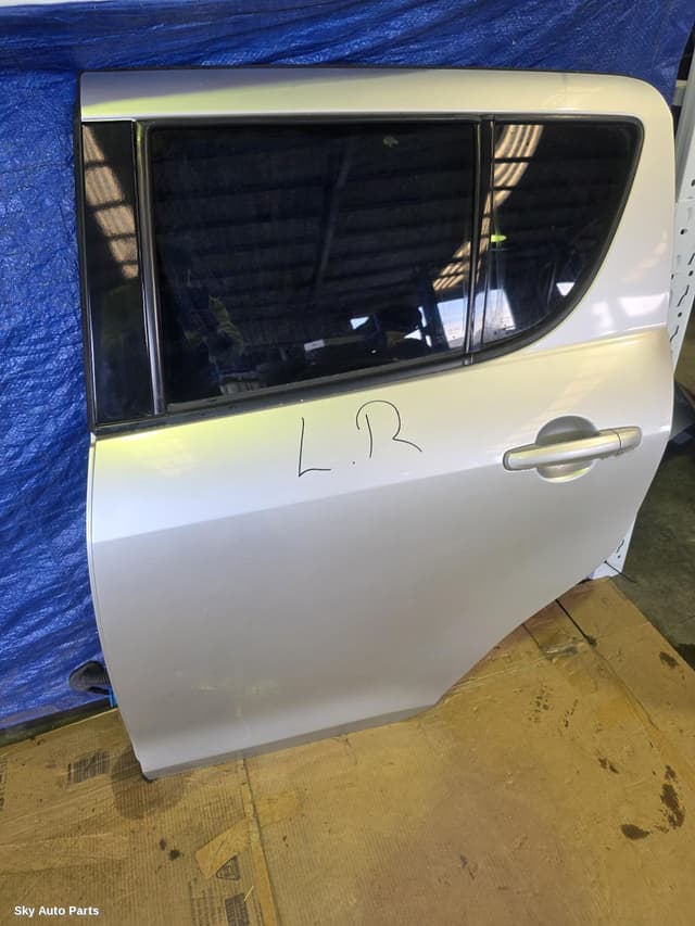 Left Rear Door/Sliding