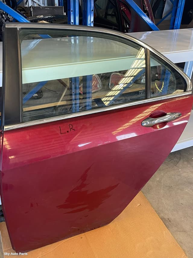 Left Rear Door/Sliding