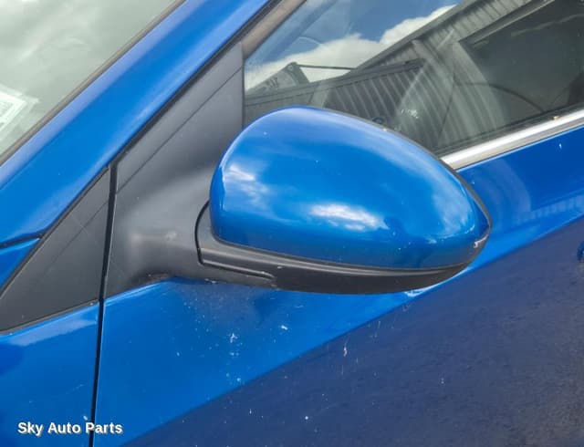 Left Door Mirror