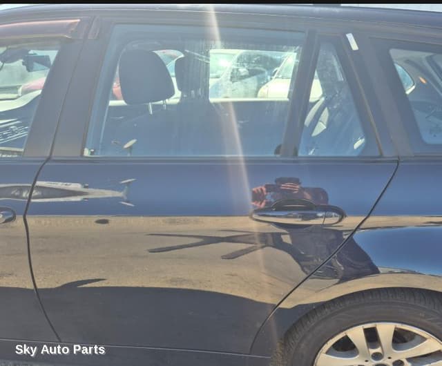 Left Rear Door/Sliding