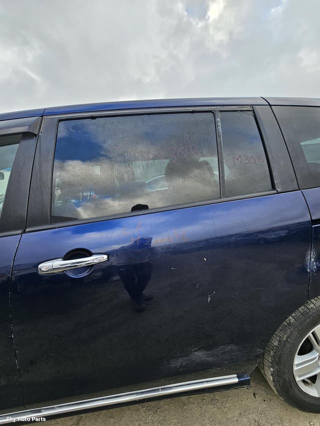 Left Rear Door/Sliding