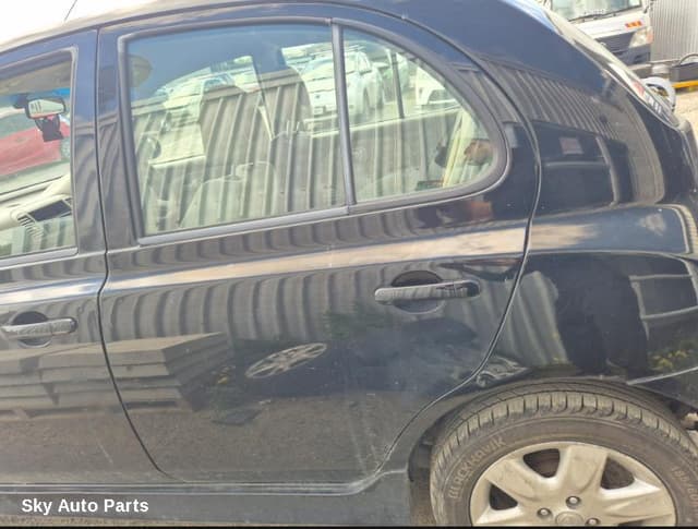 Left Rear Door/Sliding