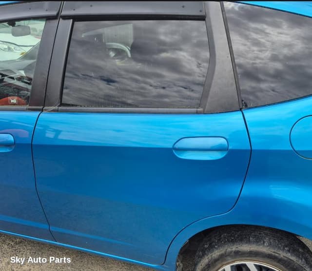 Left Rear Door/Sliding