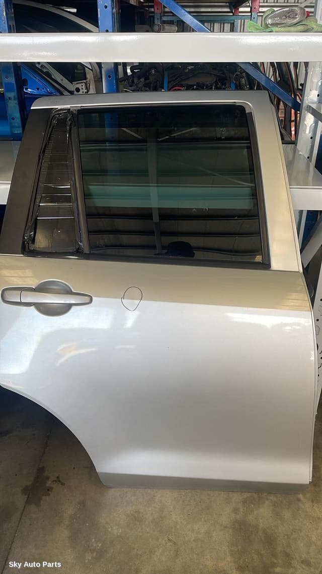 RIGHT_REAR_DOOR_SLIDING