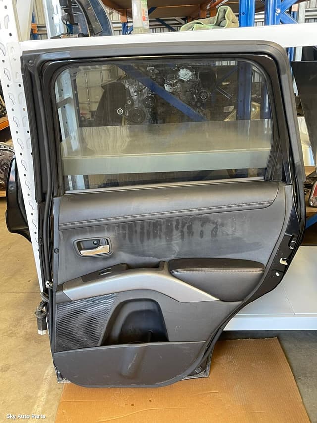 RIGHT_REAR_DOOR_SLIDING