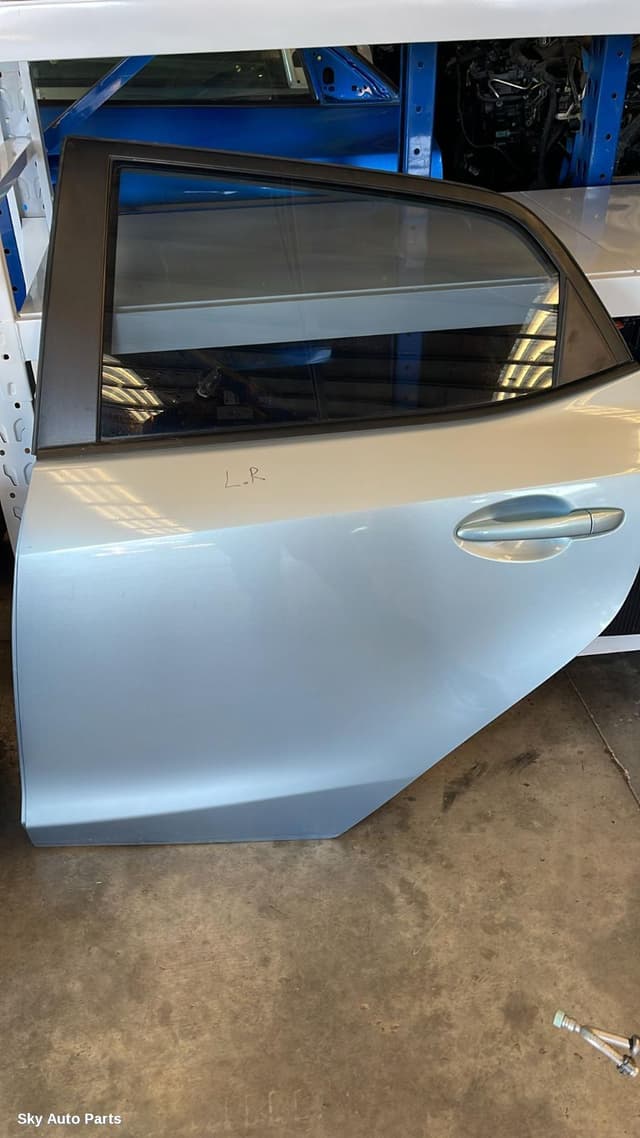 Left Rear Door/Sliding