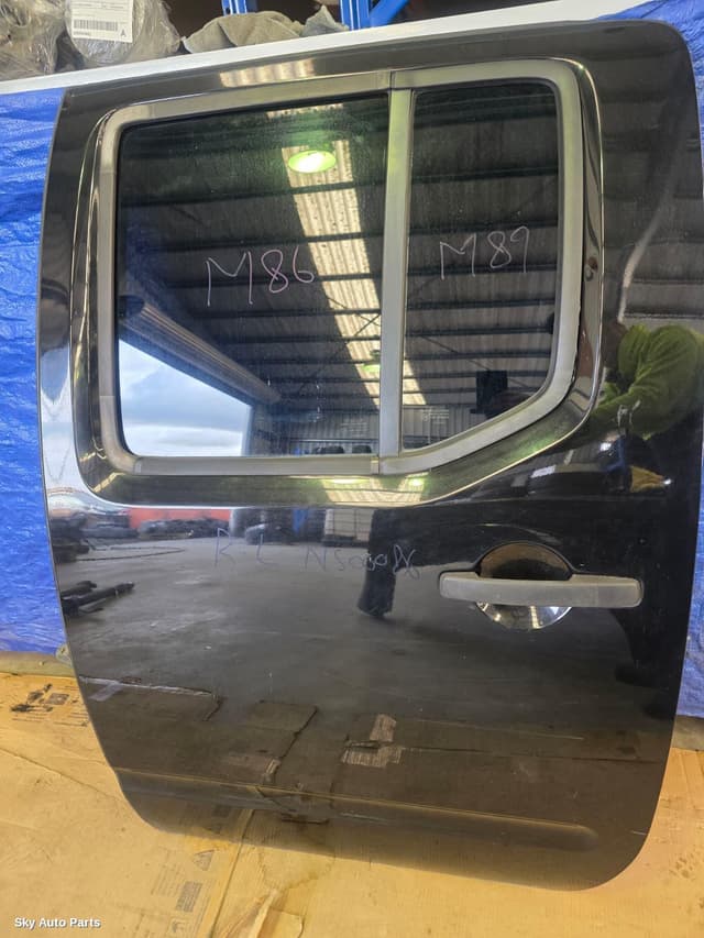 Left Rear Door/Sliding