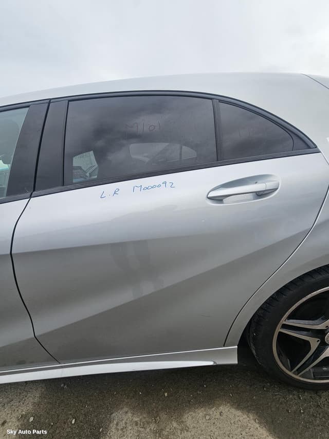 Left Rear Door/Sliding