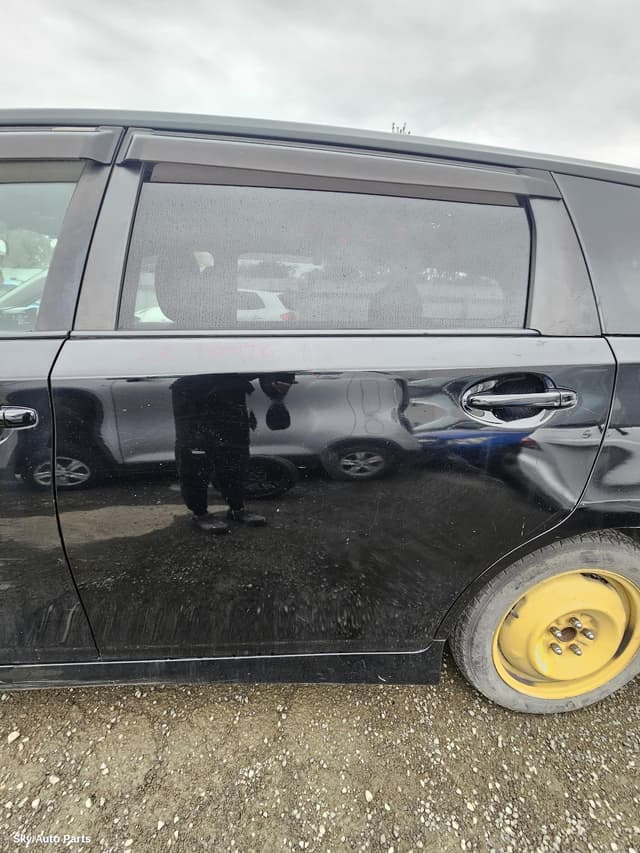 Left Rear Door/Sliding