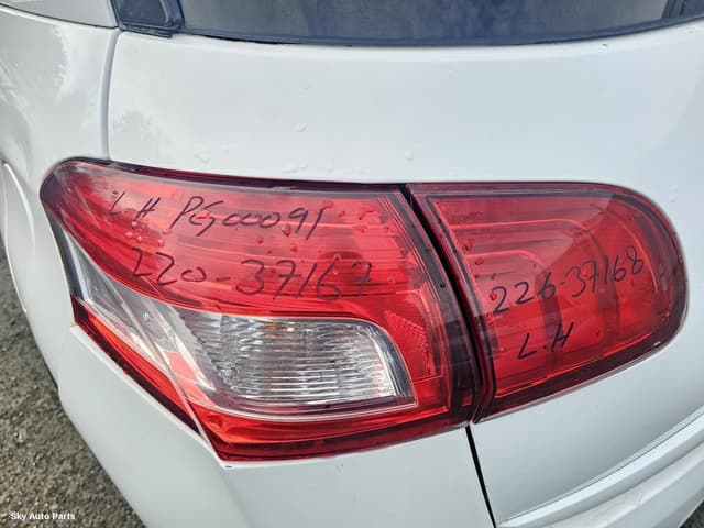 Left Taillight
