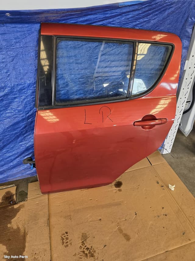 Left Rear Door/Sliding