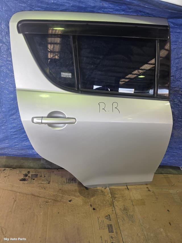 RIGHT_REAR_DOOR_SLIDING